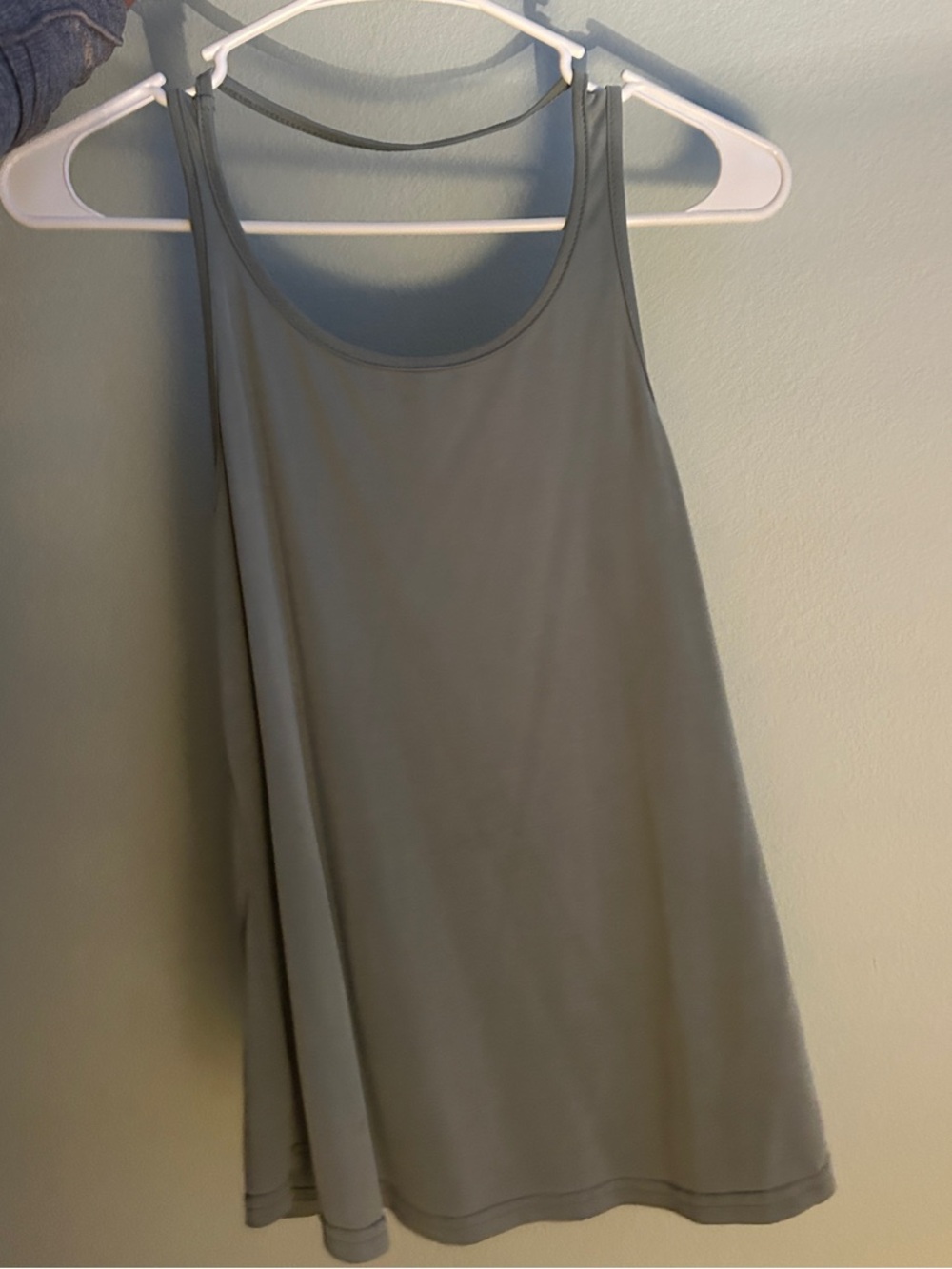 Women’s Sage Green Tank Top - Classic Scoop Neck Backless